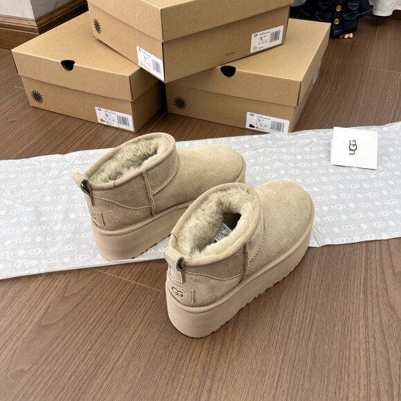 🎁🎁UGG Ultra Mini Platform - Picture 4 of 5